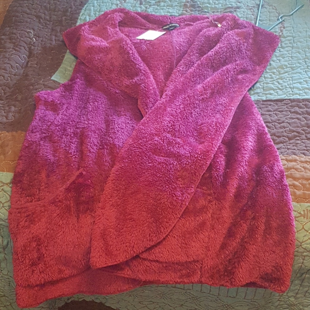 Plum sherpa vest